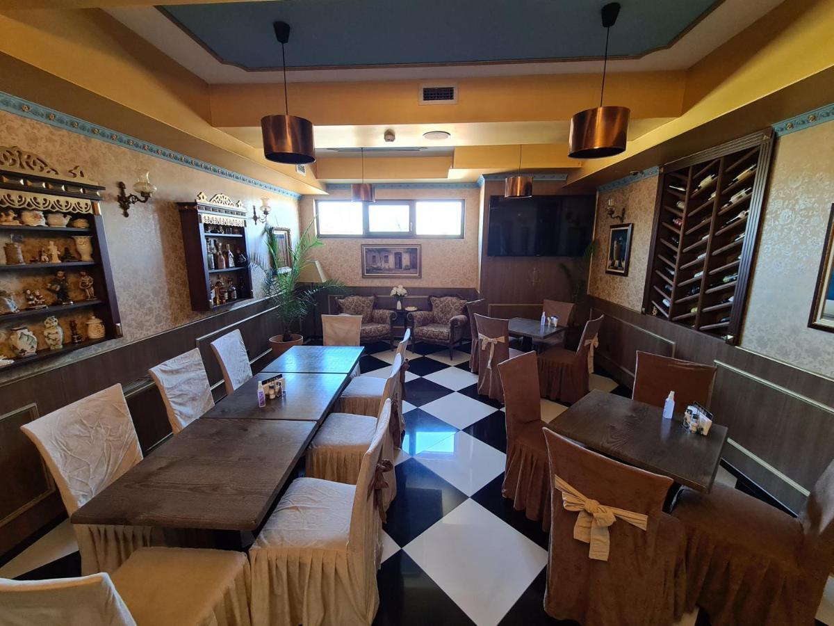 Garni Hotel&Spa Nicolo Kruševac Esterno foto