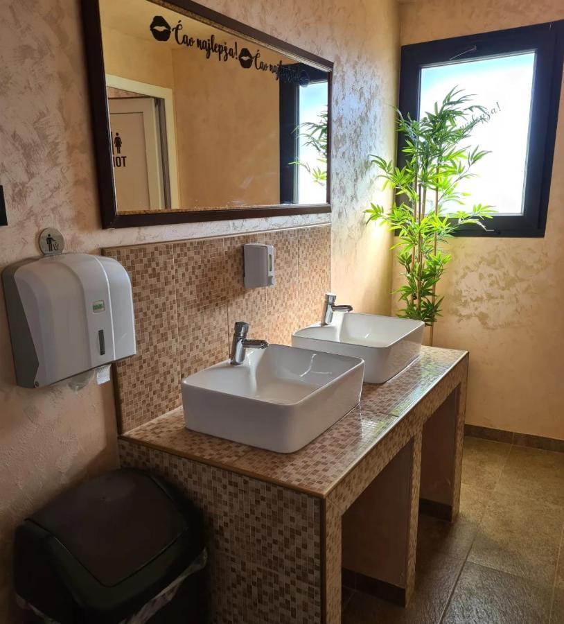 Garni Hotel&Spa Nicolo Kruševac Esterno foto